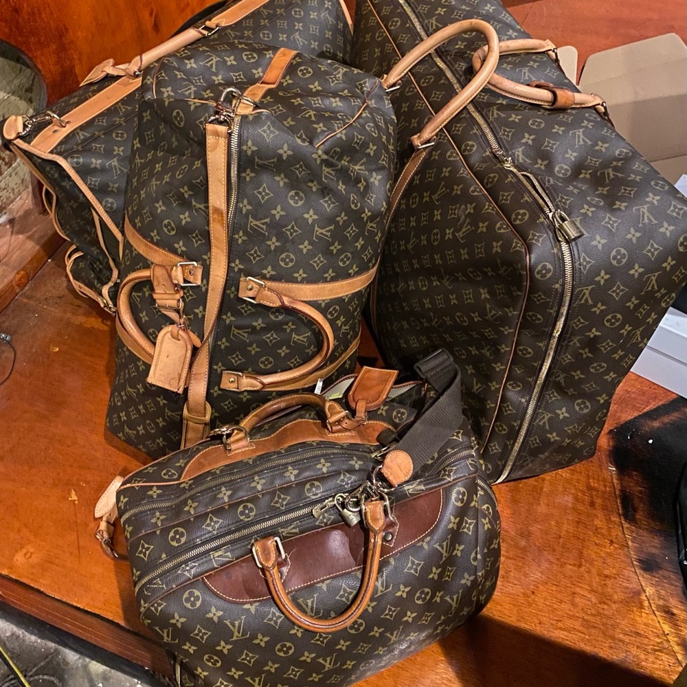 Luxury vintage Louis Vuitton  Travel Bag 4 Set